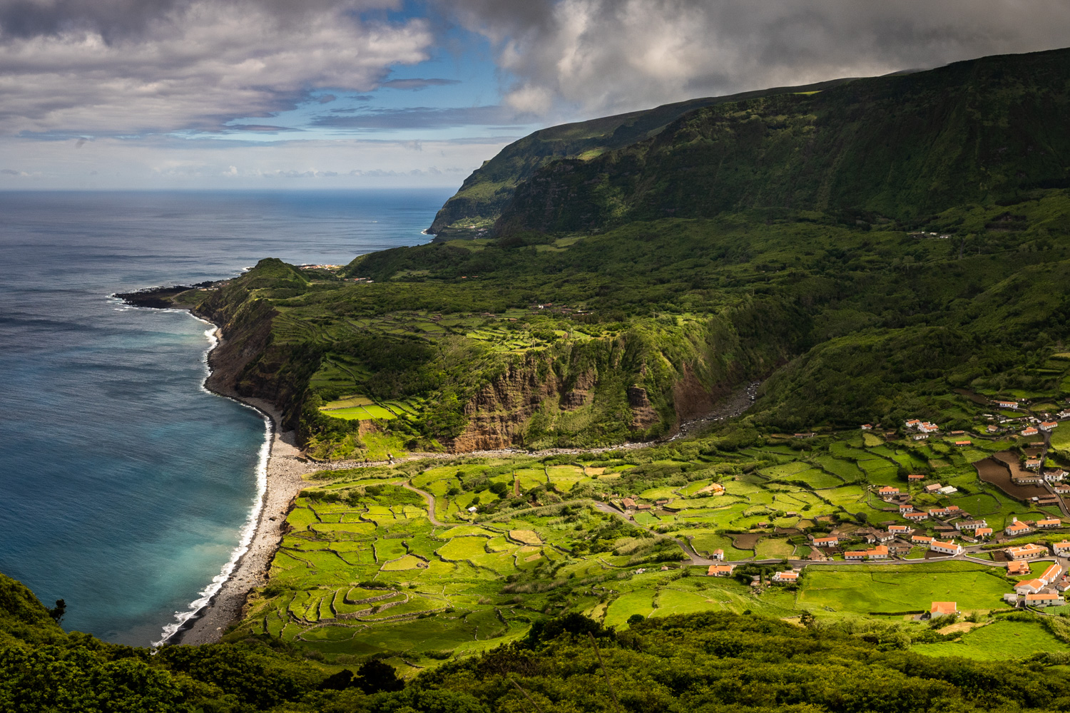 Açores (Flores e Corvo) – O Oásis do Atlântico